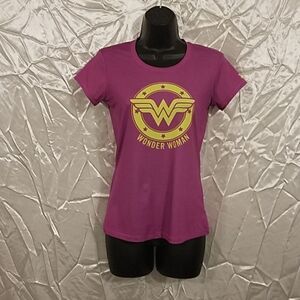 Under Armour Wonder‎ Woman WW Athletic Shirt XS